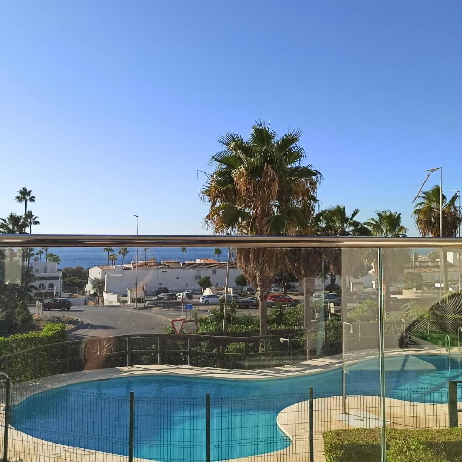 La Paloma Beach Apartment With Pool By Casa Del Sol Hr Manilva Kültér fotó