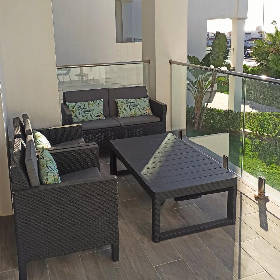La Paloma Beach Apartment With Pool By Casa Del Sol Hr Manilva Kültér fotó
