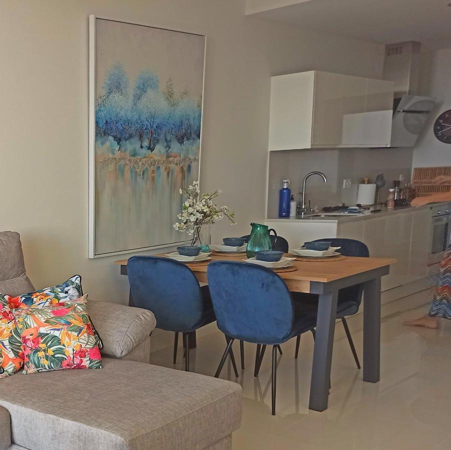 La Paloma Beach Apartment With Pool By Casa Del Sol Hr Manilva Kültér fotó