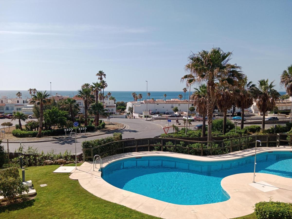 La Paloma Beach Apartment With Pool By Casa Del Sol Hr Manilva Kültér fotó
